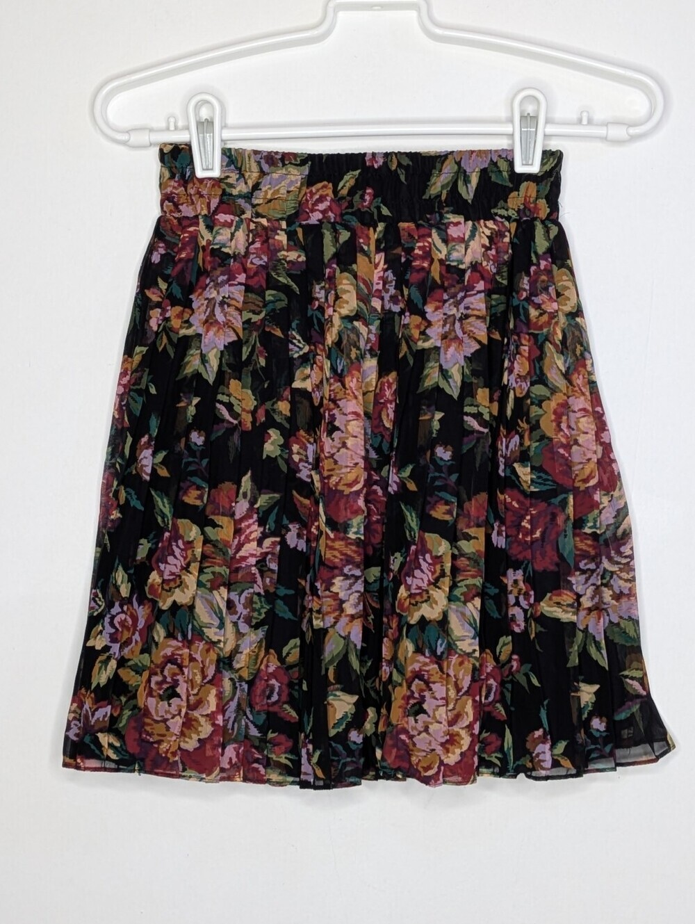 Vintage Monkey Wear Black Red Romantic Dark Academia Floral Skirt 14
